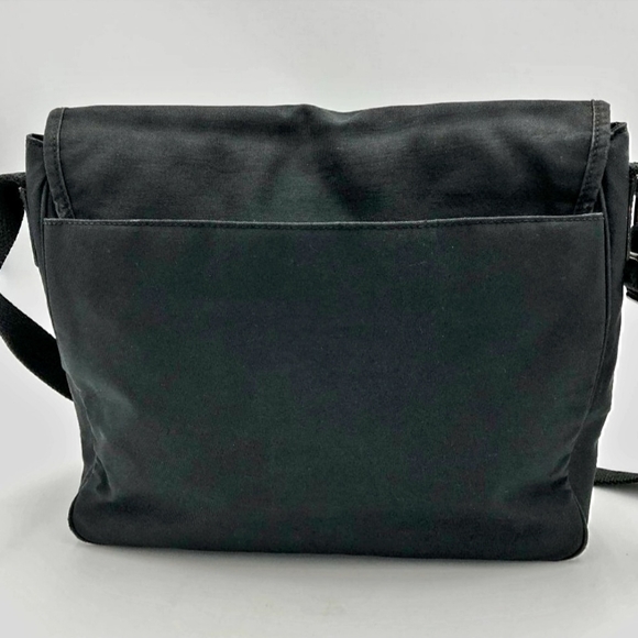 Ralph Lauren messenger crossbody bag black with gold crest - Picture 3 of 15